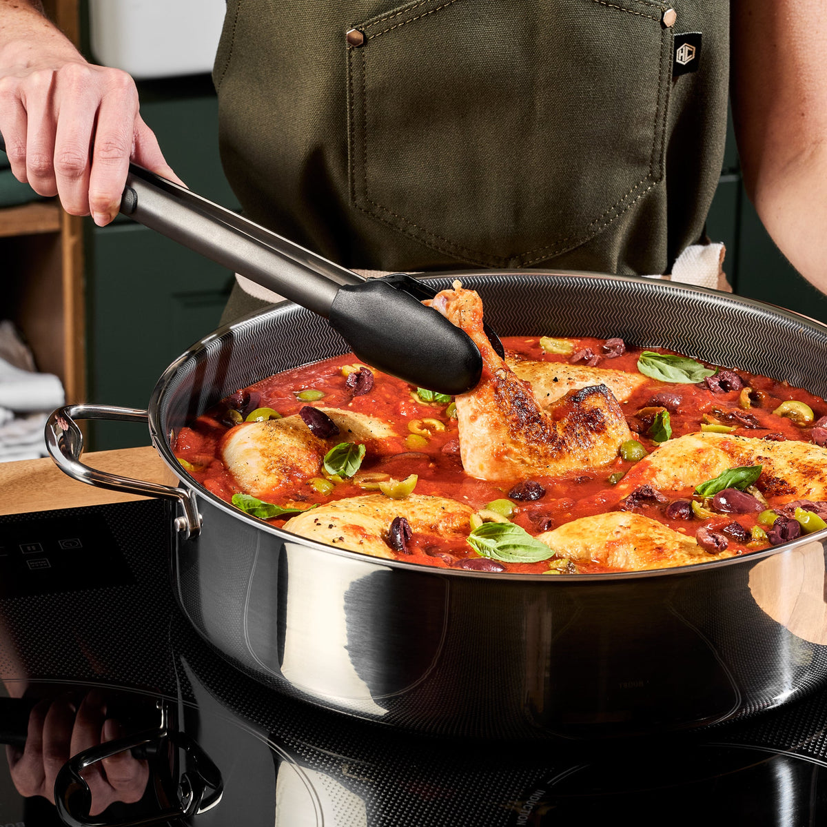 9.5 Litre Hybrid Deep Sauté Pan with Lid